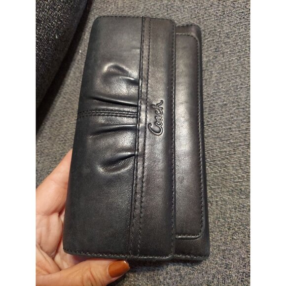 Coach Soho Women's Black Leather Pleated Trifold Wallet - Picture 4 of 11